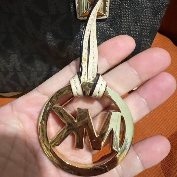 MK Speedy Leather Monogram Bag with Charm PLUS a matching leather wallet - Picture 13 of 13